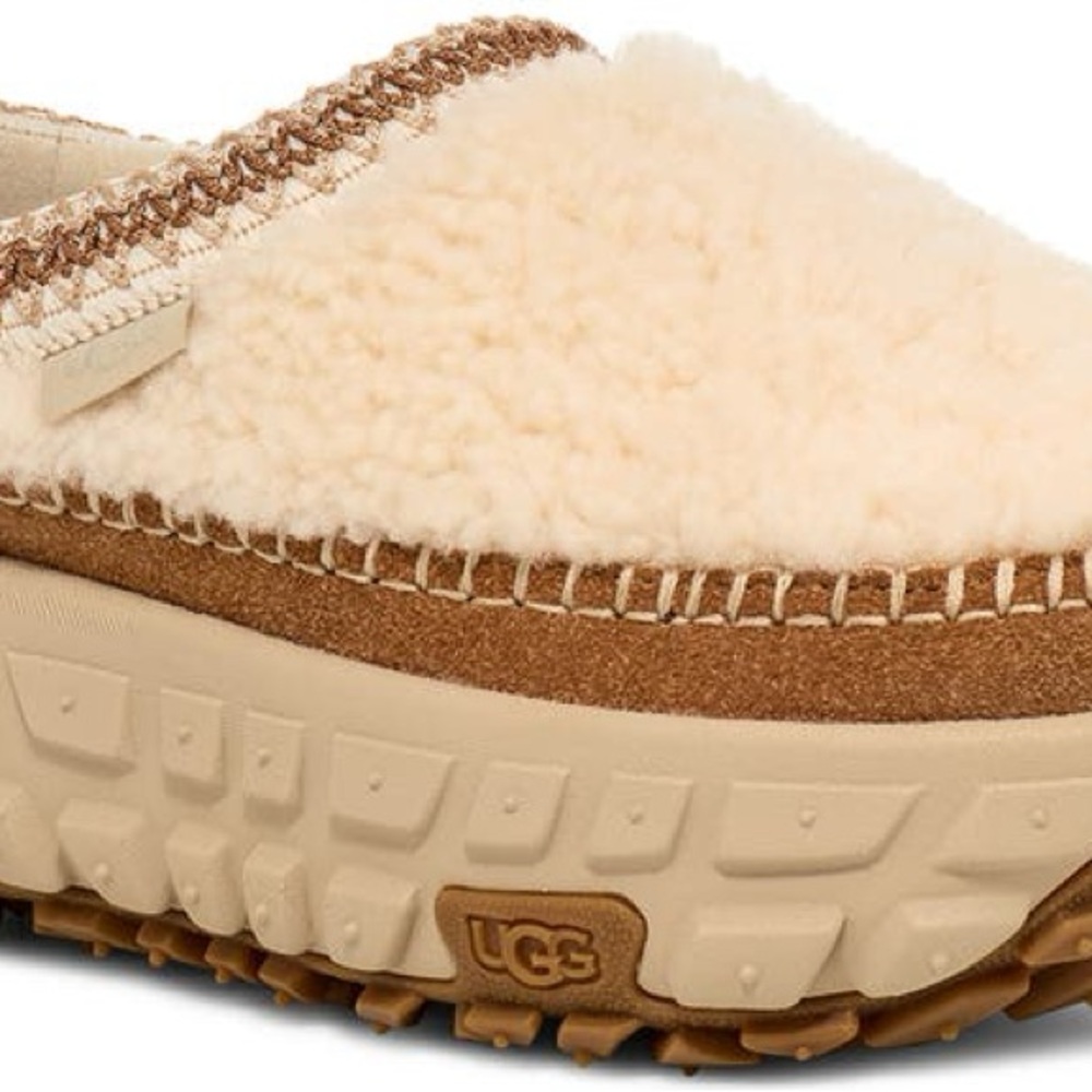 UGG Venture Daze Genuine Shearling Platform Slip-On Shoe